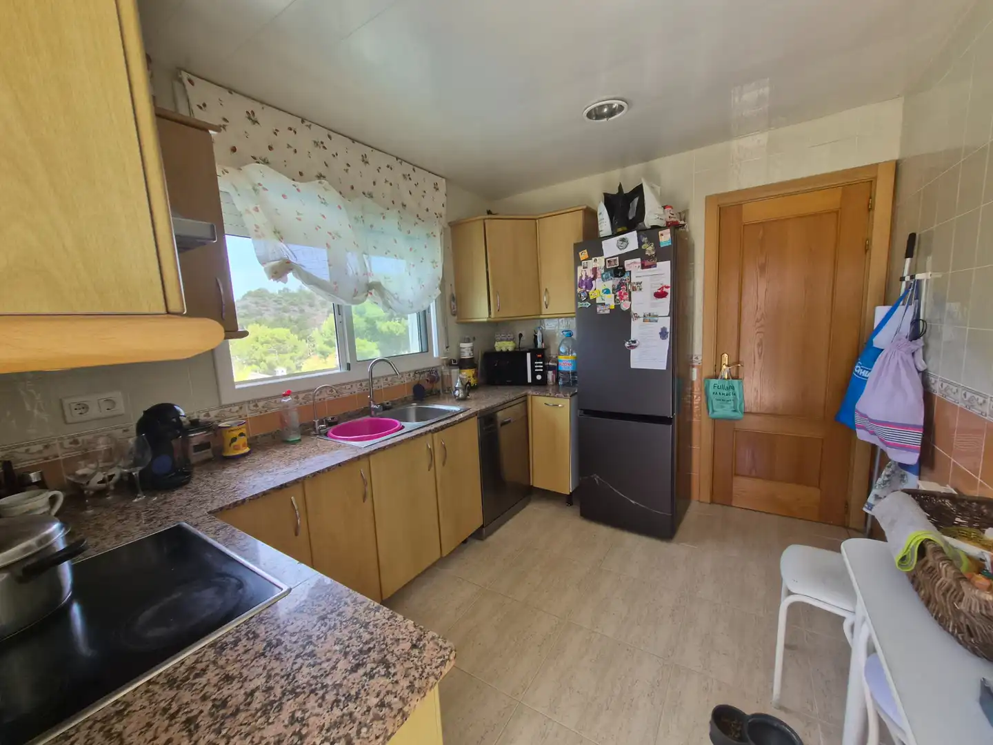 Cocina de Casa o chalet en venta en Roda de Berà con Calefacción, Jardín privado y Terraza