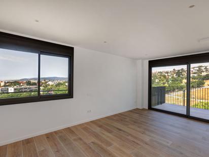 Bedroom of Flat to rent in Esplugues de Llobregat  with Air Conditioner, Heating and Terrace