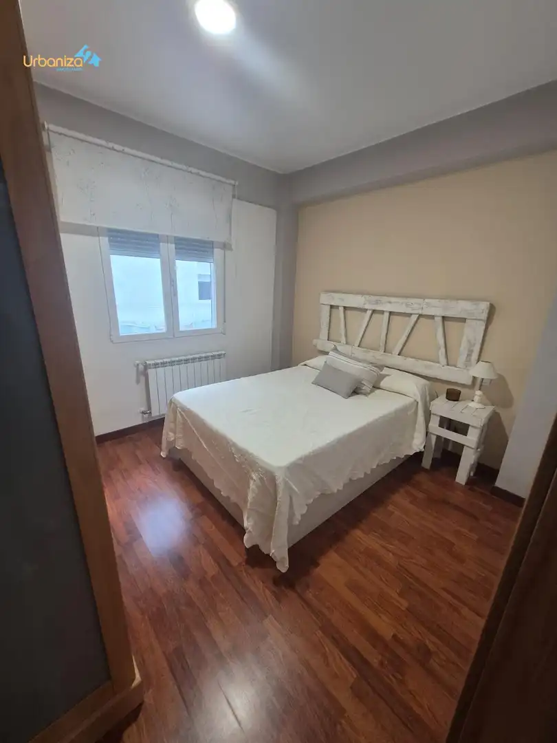 Schlafzimmer von Wohnungen zur Miete in Badajoz mit Klimaanlage, Heizung und Möbliert