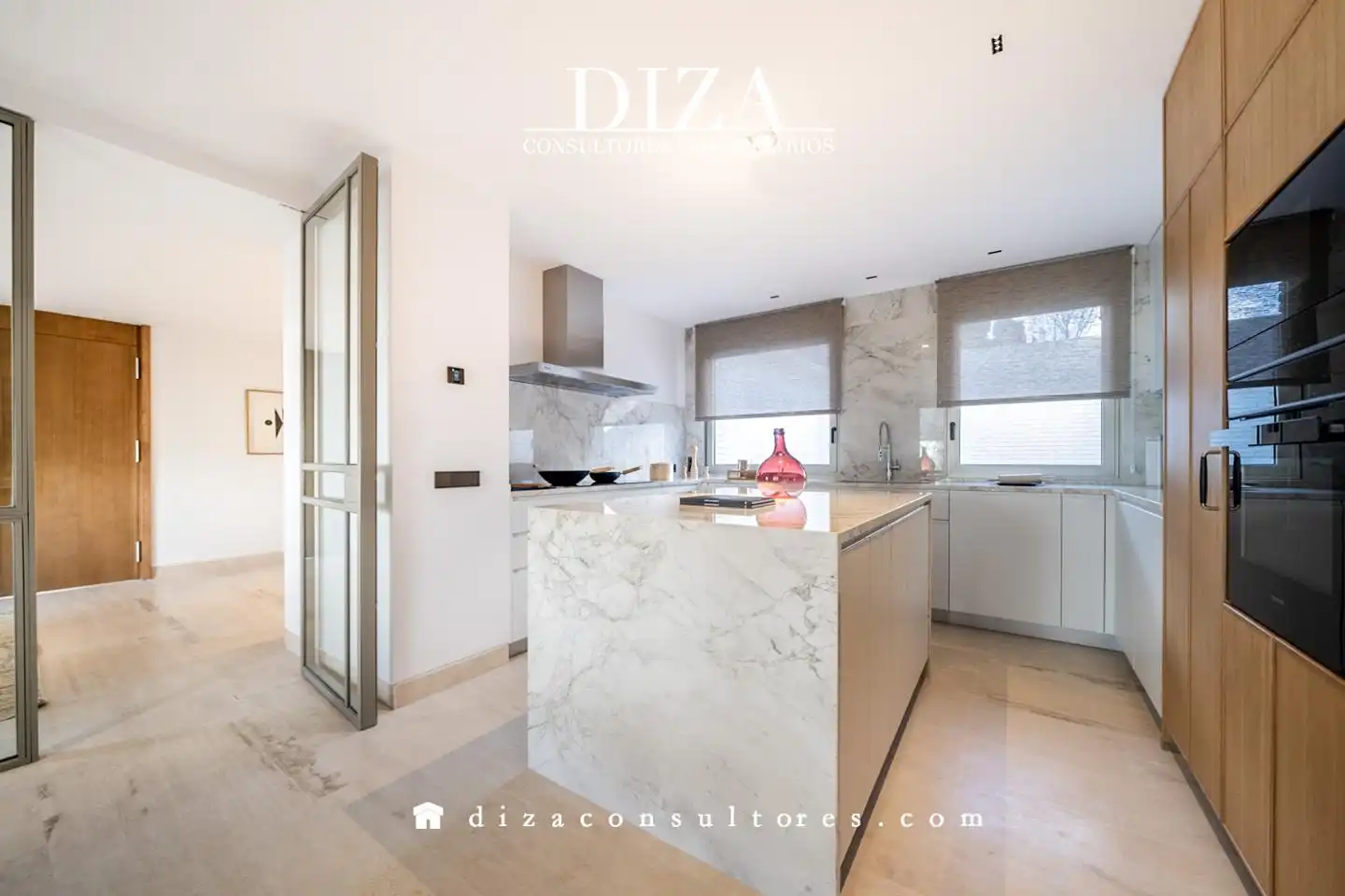 Cocina de Casa o chalet en venta en Madrid con Aire acondicionado, Calefacción y Terraza