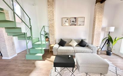 Living room of Attic to rent in  Valencia Capital  with Air Conditioner, Terrace and Balcony