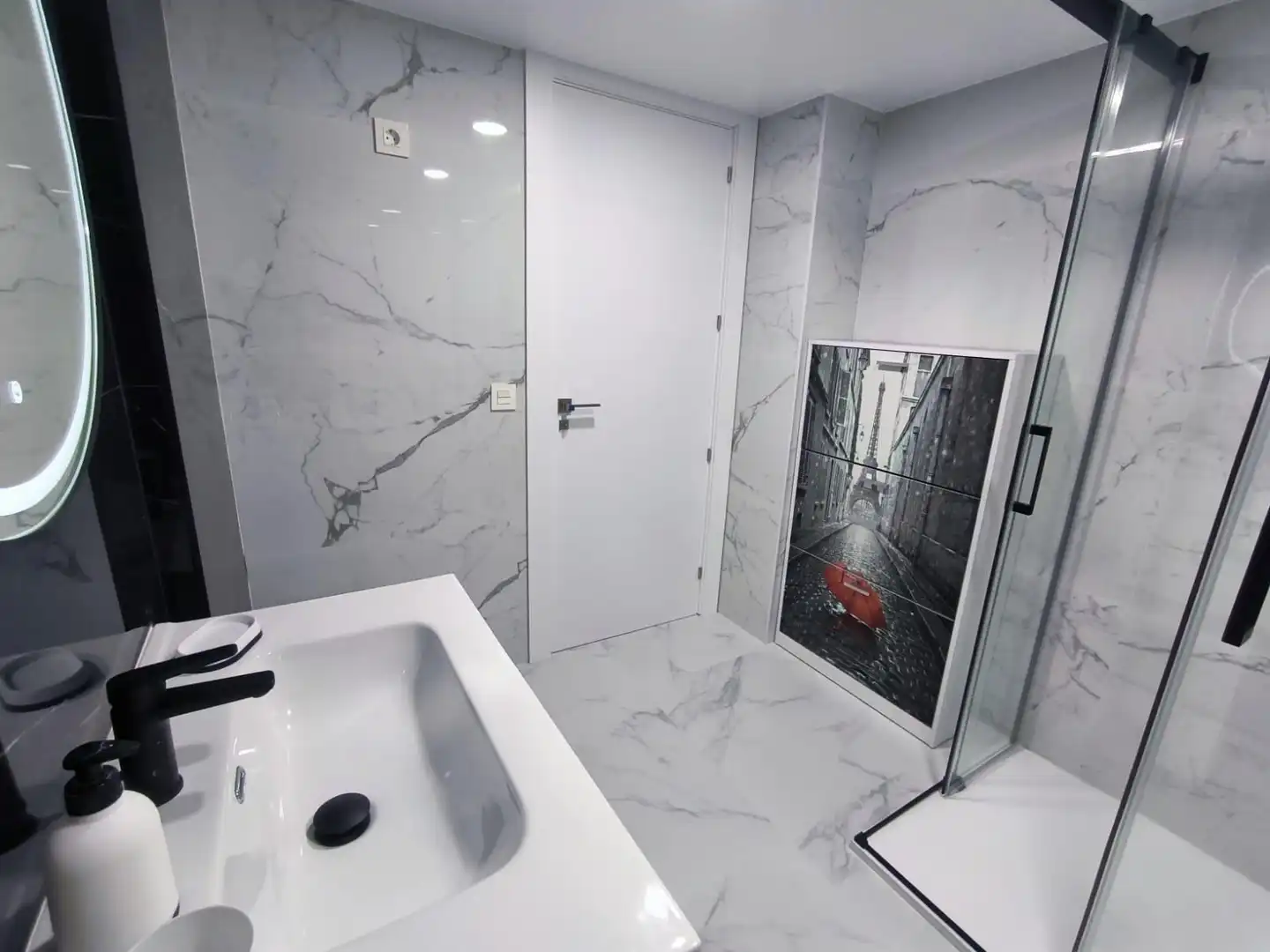 Bathroom of Flat for sale in Benidorm  with Air Conditioner, Heating and Furnished