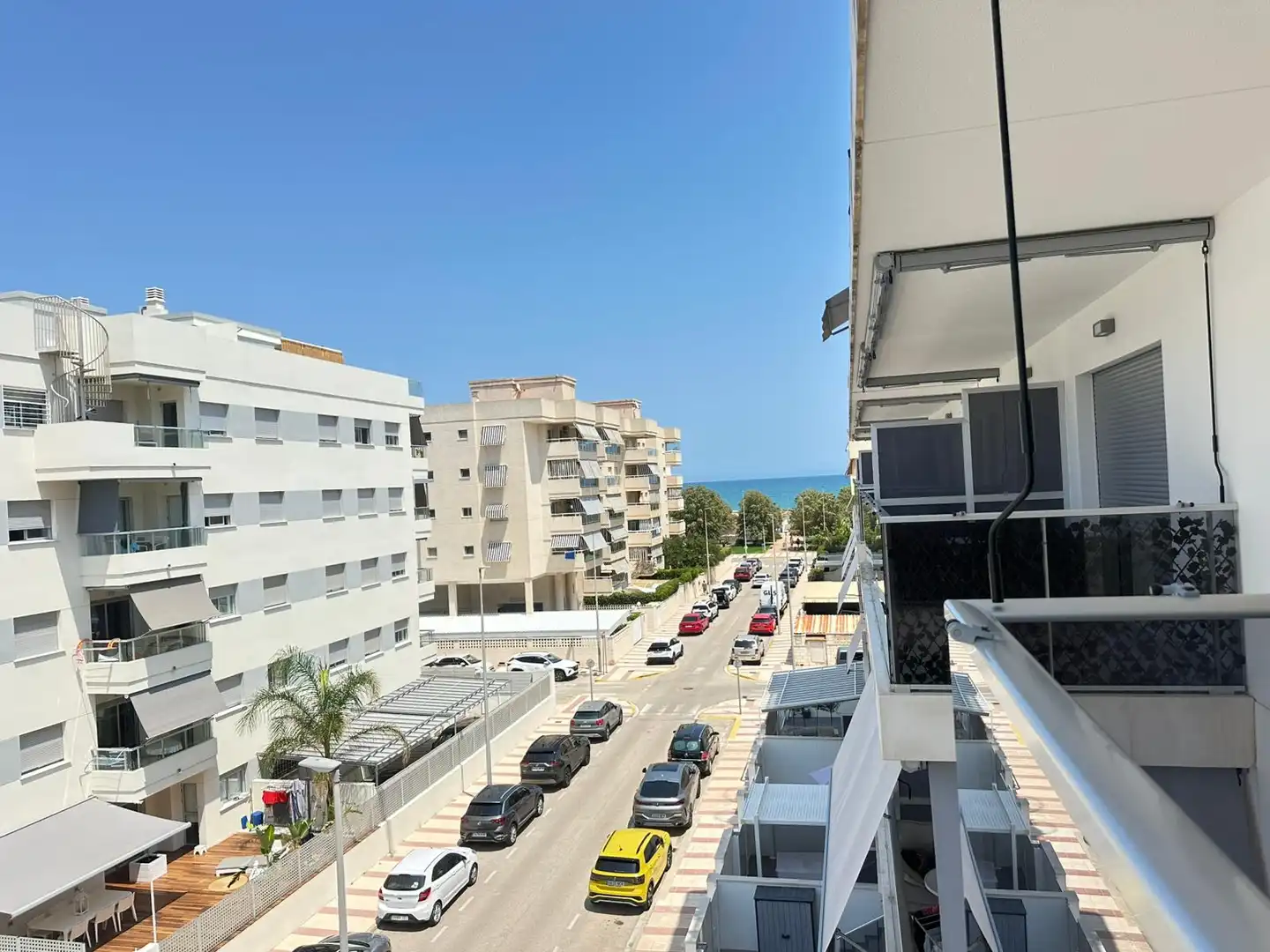 Vista exterior de Apartament de lloguer en Daimús amb Moblat, Balcó i Piscina comunitària
