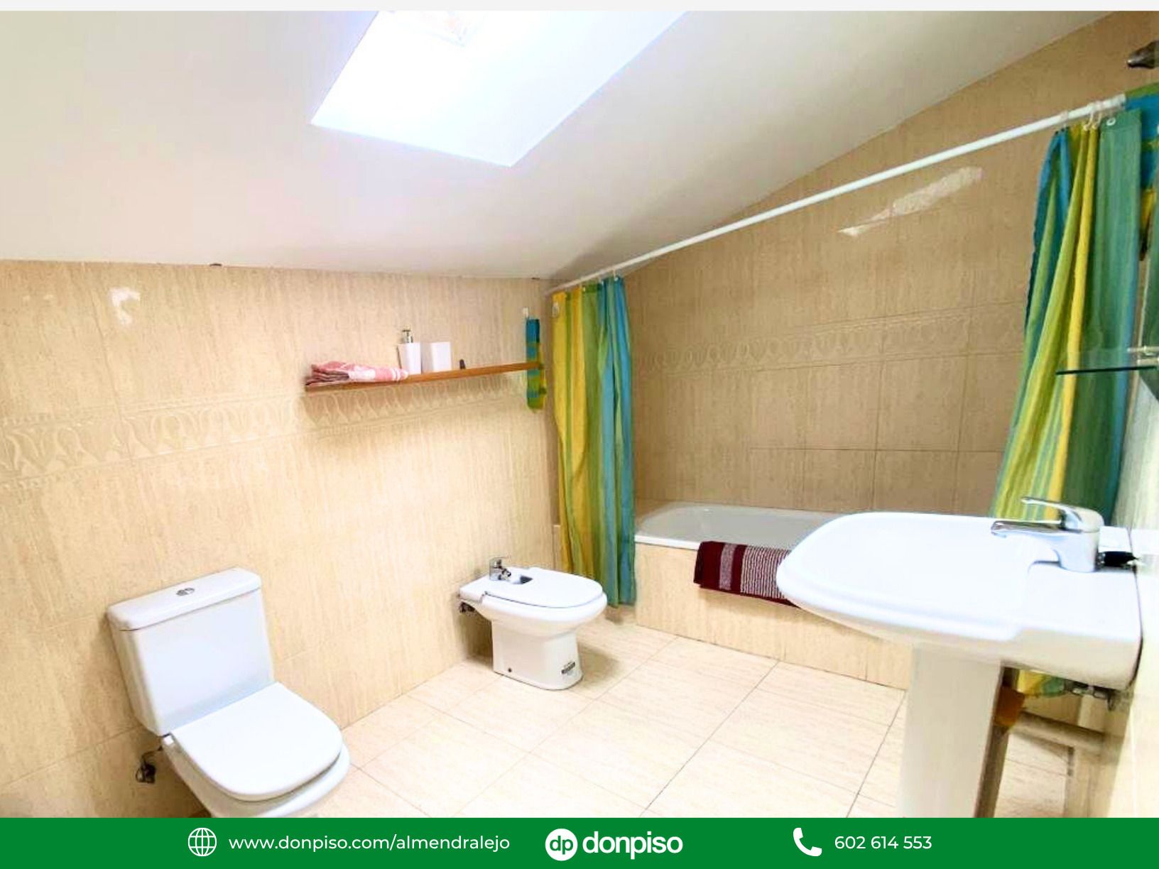 Bathroom of Attic for sale in Almendralejo  with Terrace