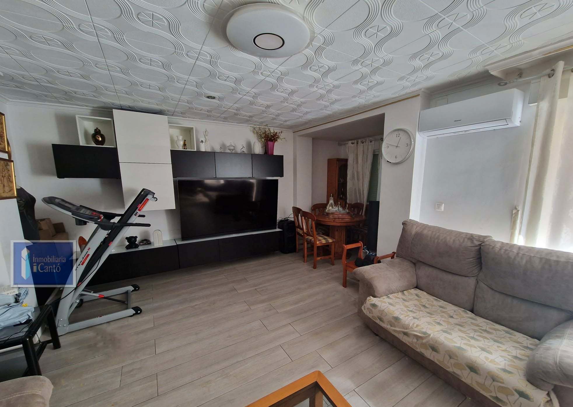 Sala d'estar de Pis en venda en Alcoy / Alcoi amb Aire condicionat, Calefacció i Terrassa