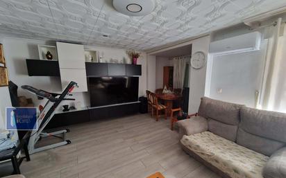 Living room of Flat for sale in Alcoy / Alcoi  with Air Conditioner, Heating and Terrace