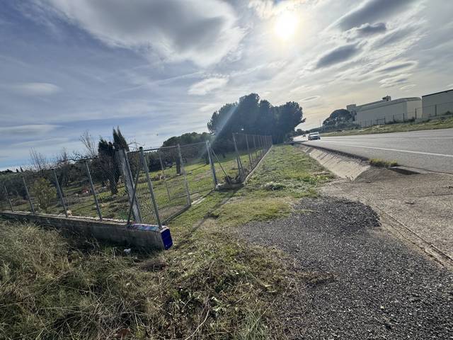 Terreno en Venta en Carrer de Mossen Antoni Paradís, 16 en Santa Oliva