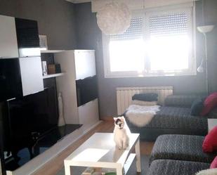 Living room of Flat for sale in Zamora Capital   with Heating, Terrace and Storage room