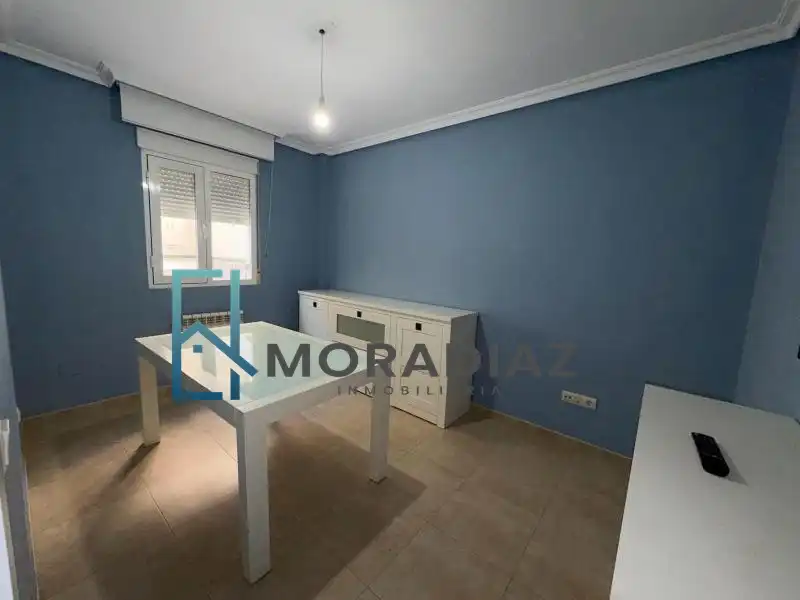 Vista exterior de Casa adosada en venta en Don Benito con Aire acondicionado, Calefacción y Trastero