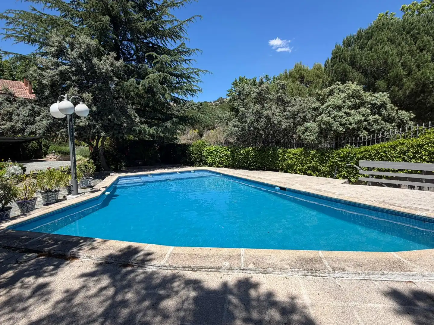 Piscina de Casa o chalet en venta en Torrelodones con Aire acondicionado, Calefacción y Jardín privado