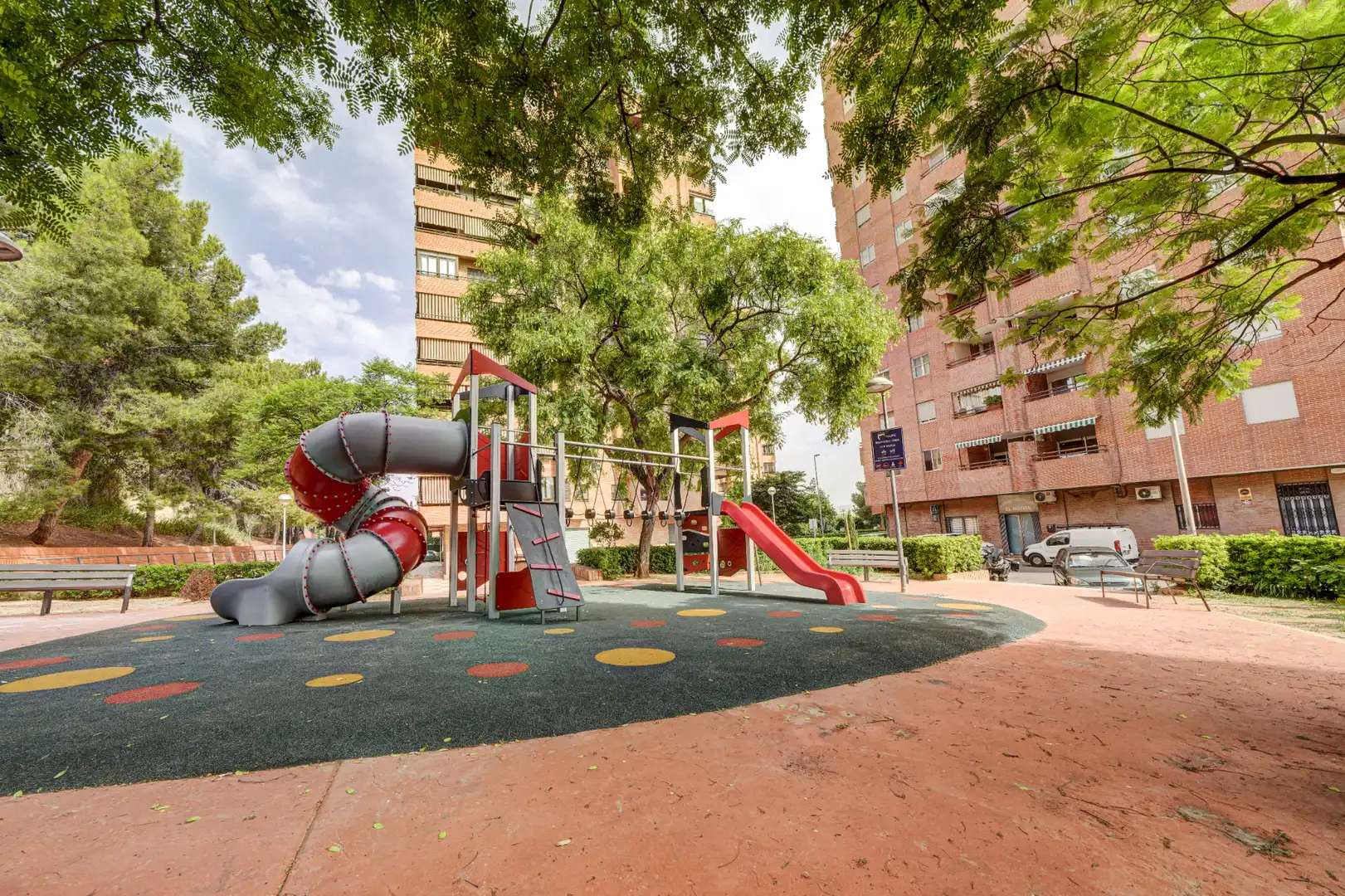 Vista exterior de Pis en venda en Paterna amb Aire condicionat, Terrassa i Forn