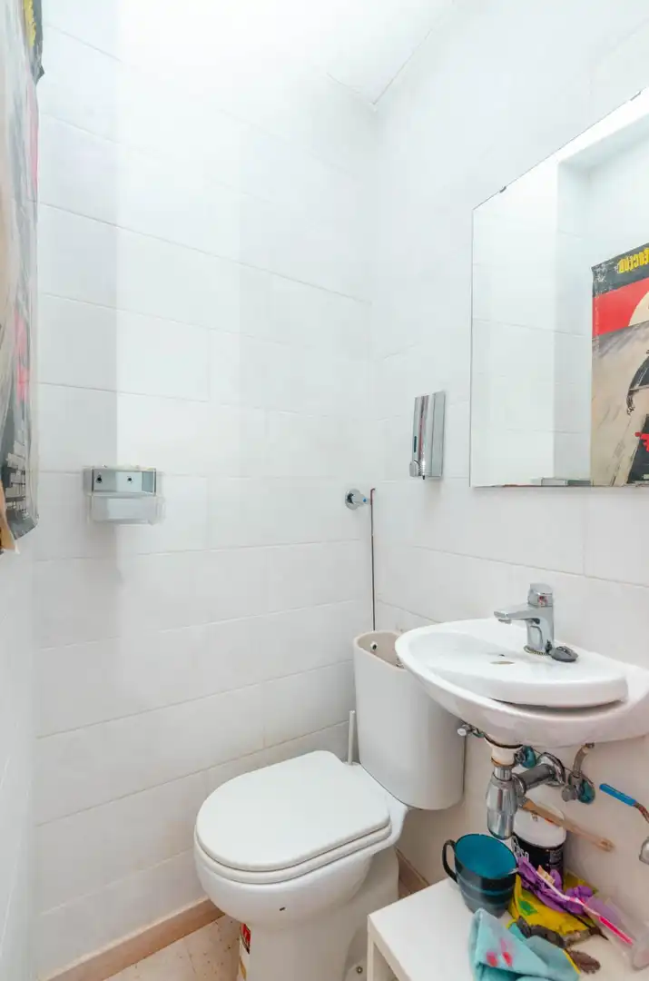 Baño de Local en venta en Avilés