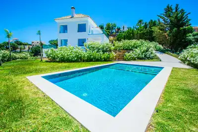 Detached house with pool for sale in La Mairena, imagen 12