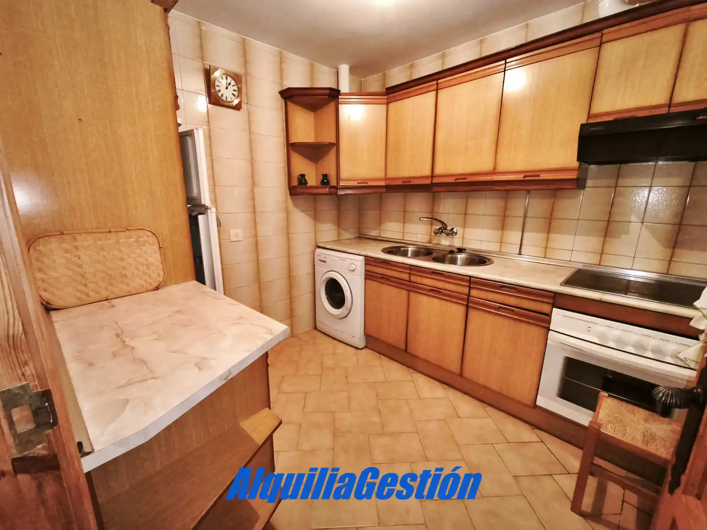 Cocina de Casa adosada en venta en Tamajón con Calefacción, Terraza y Balcón