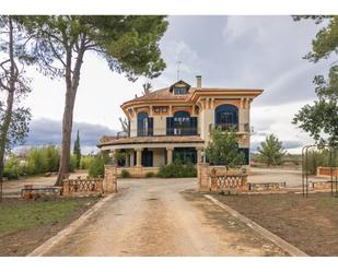 Vista exterior de Casa o xalet en venda en Anna amb Calefacció, Jardí privat i Terrassa