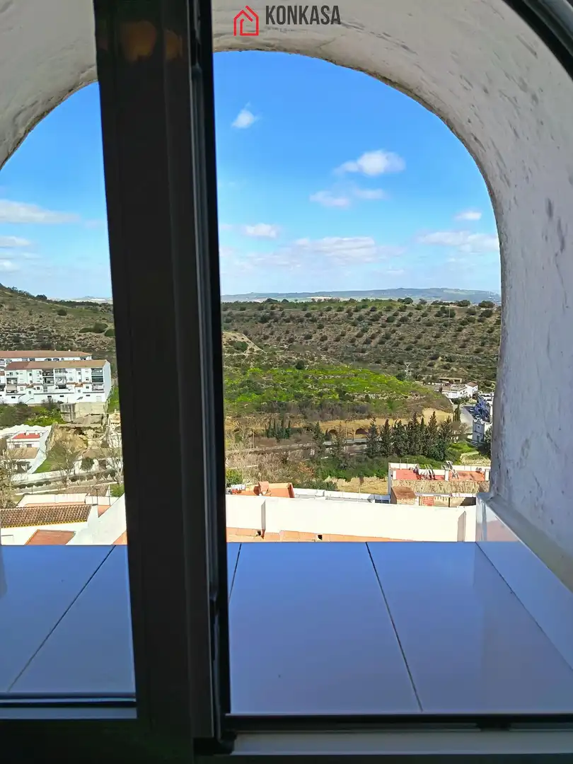 Vista exterior de Casa o chalet en venta en Arcos de la Frontera con Terraza, Trastero y Amueblado