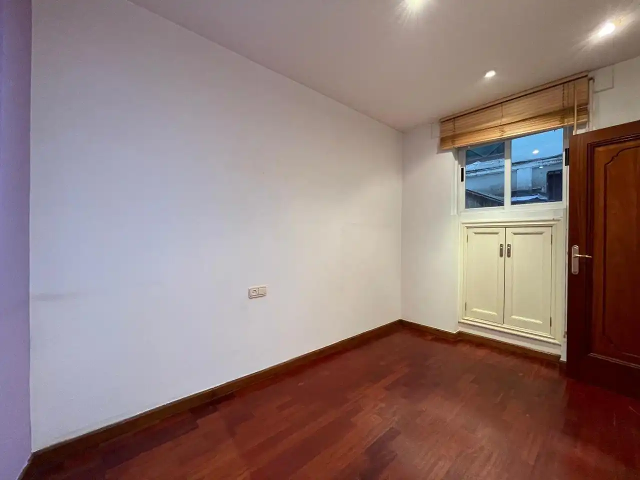 Piso en venta en A Coruña Capital  con Calefacción, Parquet y Trastero