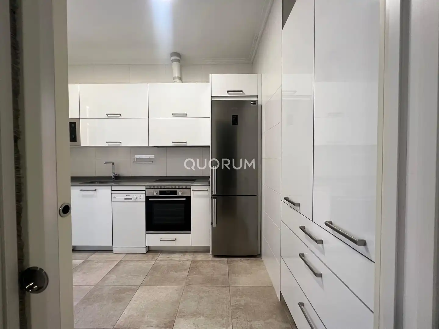 Cocina de Piso de alquiler en Bilbao  con Calefacción, Parquet y Balcón