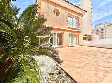 Casa con giardino in vendita a Calella
