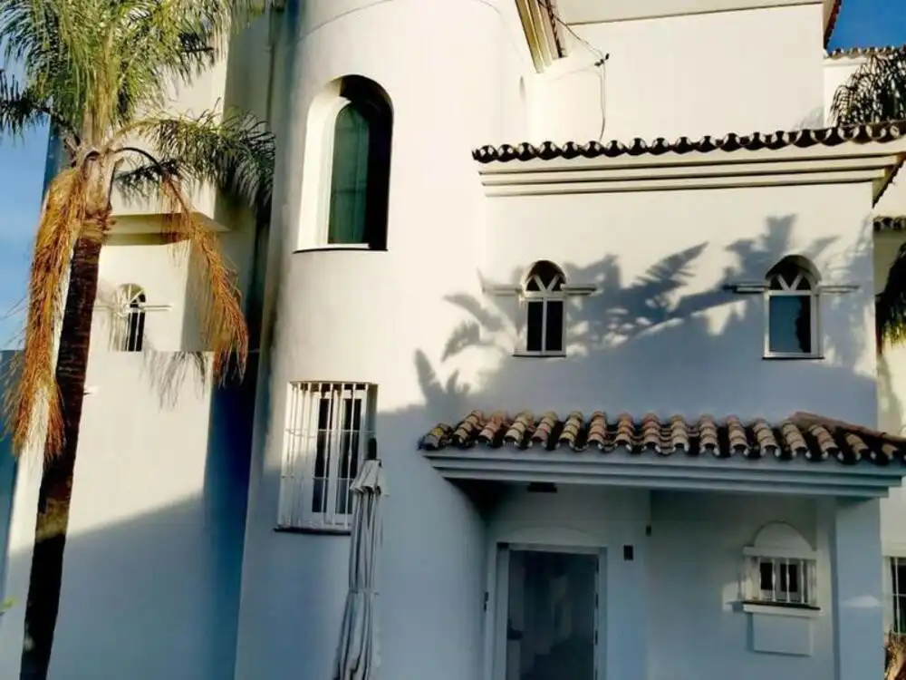 Exterior view of Houses for rent in Estepona  with Air Conditioner, Heating and Private garden