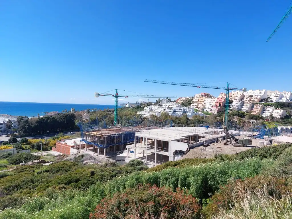 Apartament amb piscina en venda a Casares pueblo, imagen 16