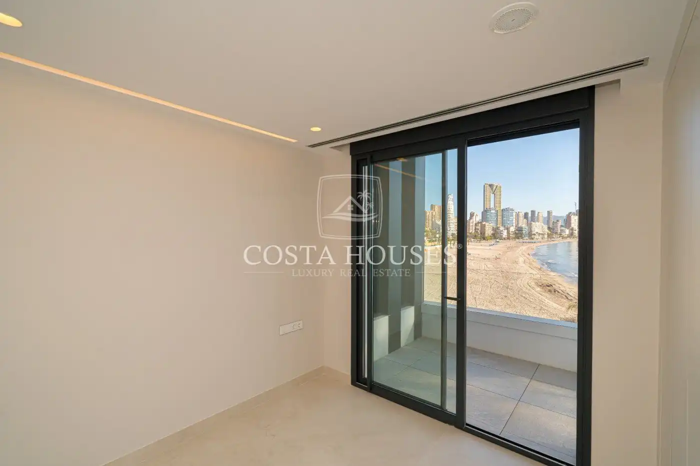 Terraza de Planta baja en venta en Benidorm con Aire acondicionado, Jardín privado y Terraza