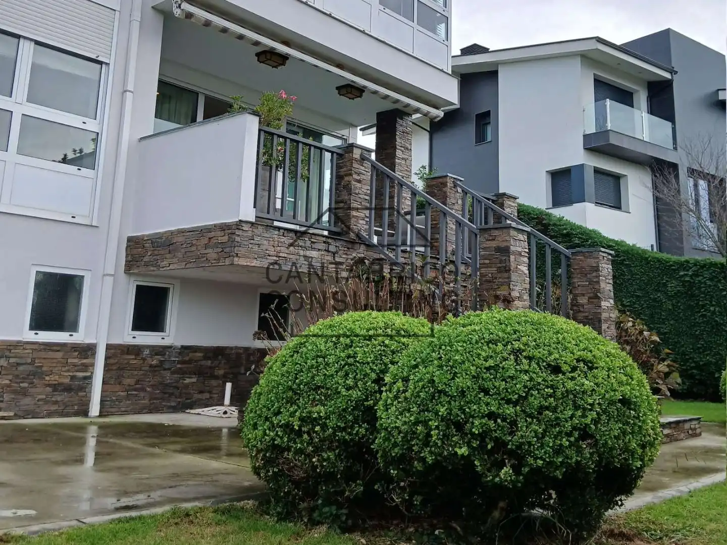Exterior view of Houses for sale in Navia  with Heating, Parquet flooring and Terrace