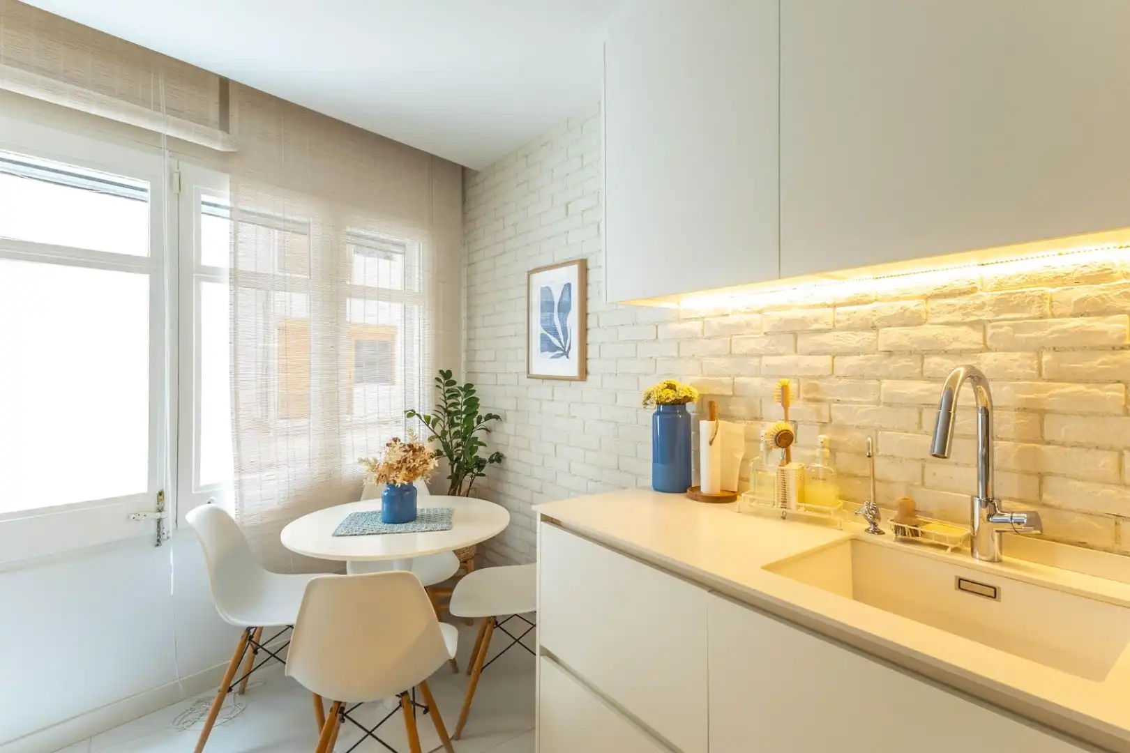 Kitchen of Houses for sale in Molins de Rei  with Air Conditioner, Heating and Parquet flooring