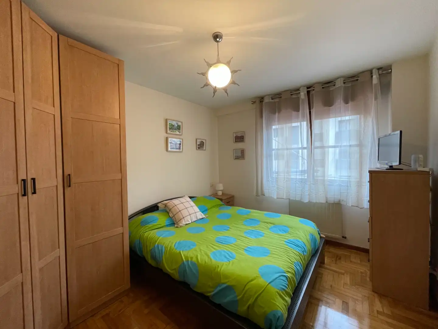 Bedroom of Apartments for sale in Gijón   with Heating, Parquet flooring and Storage room