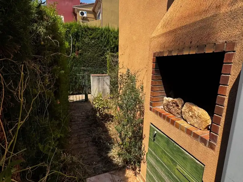 Casa pareada con piscina en venta en Carrer mont-roig de Sió 13, imagen 9