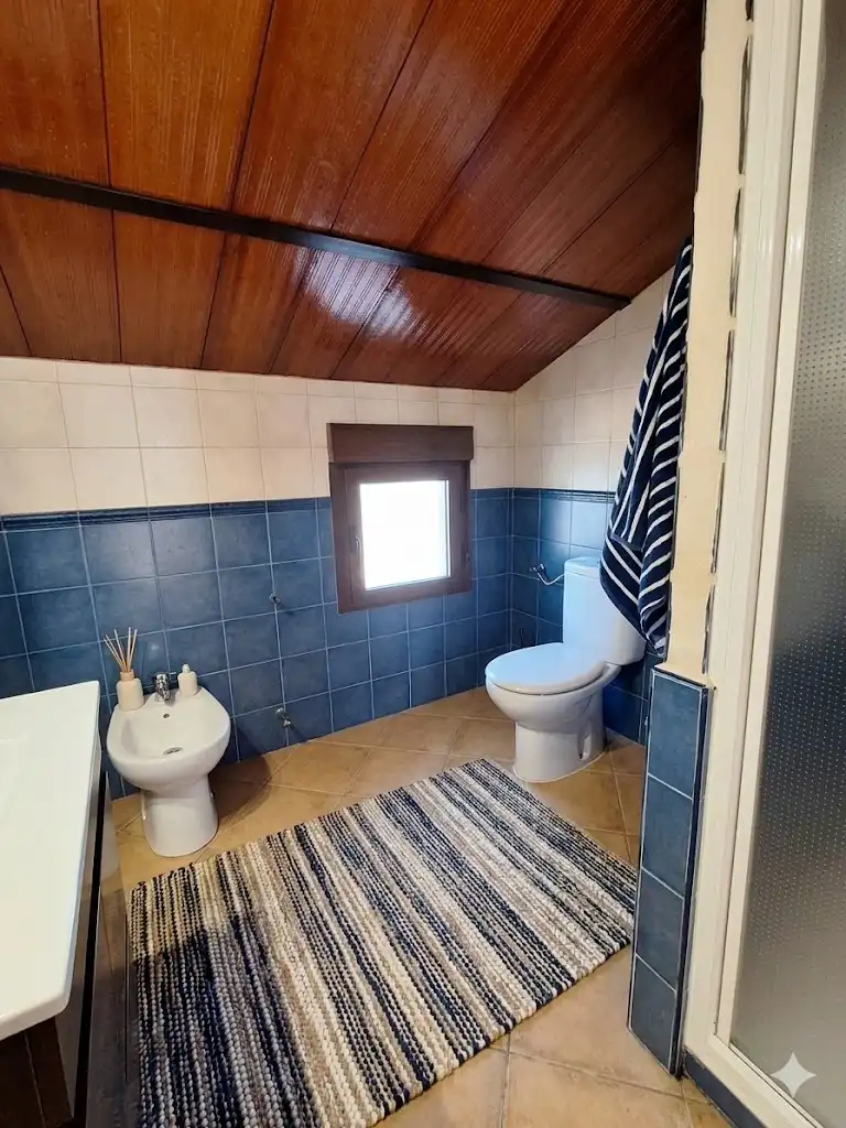 Baño de Casa o chalet en venta en Torredonjimeno con Aire acondicionado, Calefacción y Jardín privado