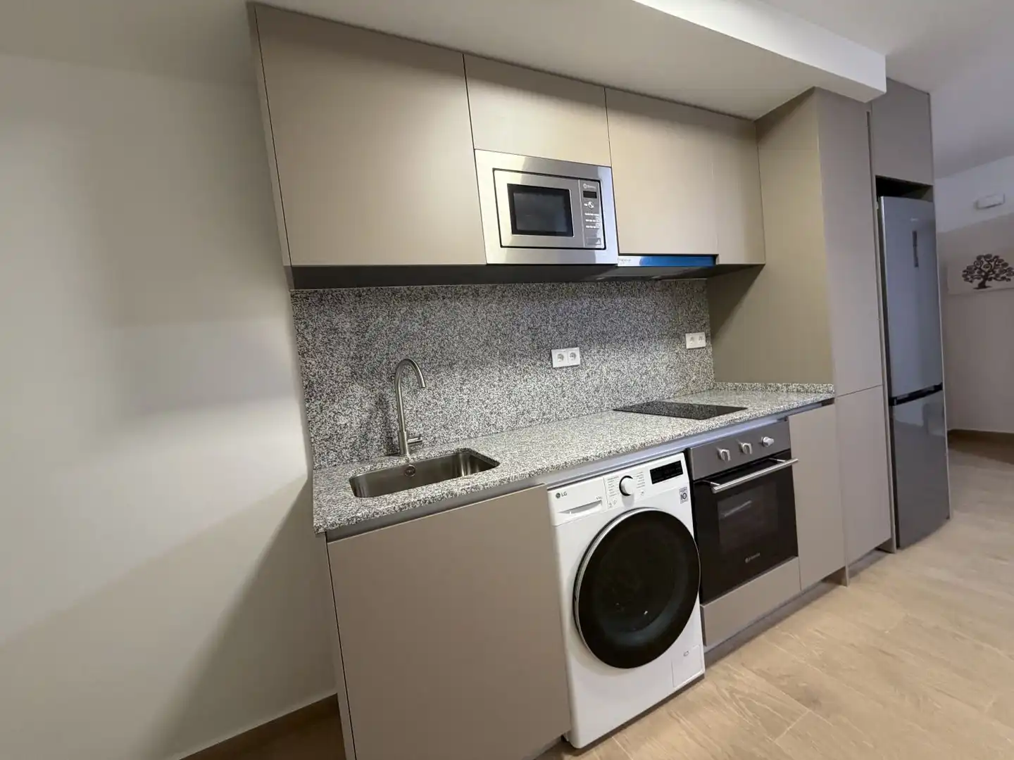 Apartament amb ascensor de lloguer a RAMON Y CAJAL