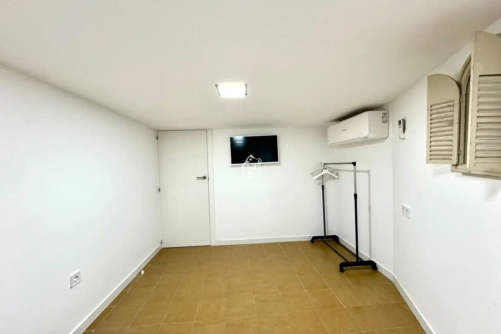 Casa adosada de alquiler en Orihuela con Aire acondicionado, Terraza y Piscina
