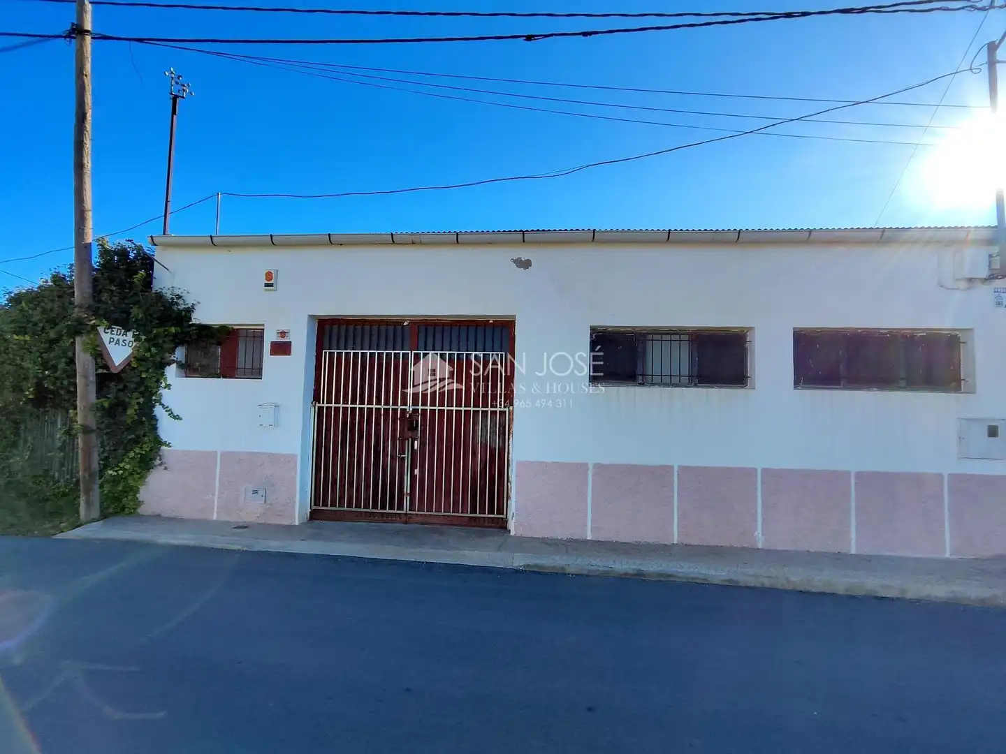 Nave industrial en venta en Hondón de las Nieves / El Fondó de les Neus