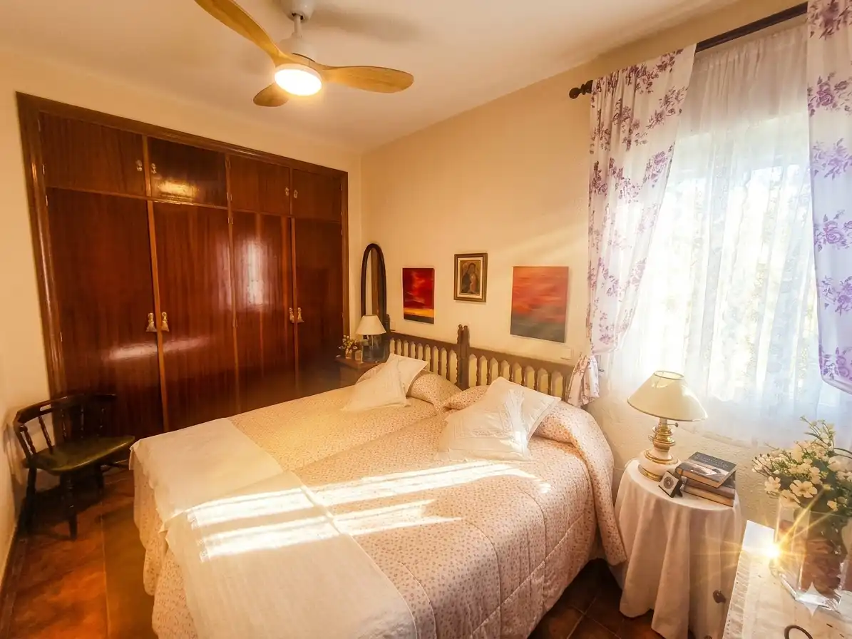 Schlafzimmer von Haus oder Chalet zum Verkauf in Robledo de Chavela mit Heizung, Privatgarten und Terrasse