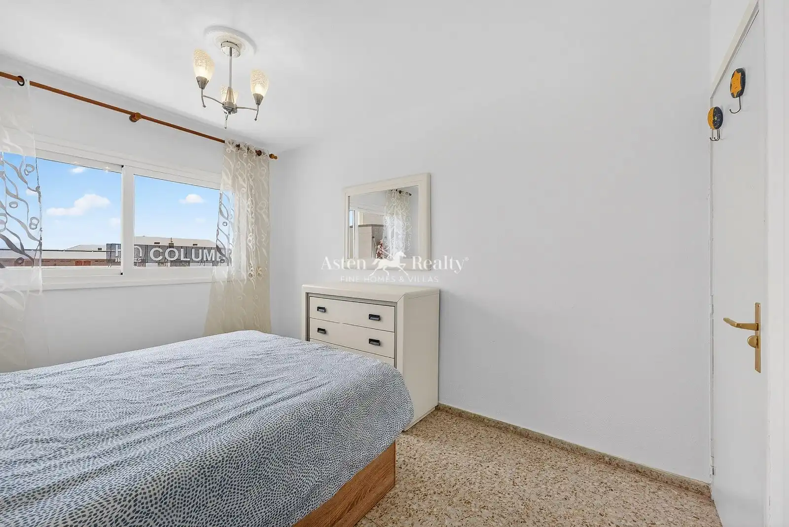 Schlafzimmer von Wohnungen zum Verkauf in Arona mit Terrasse, Schwimmbad und Möbliert