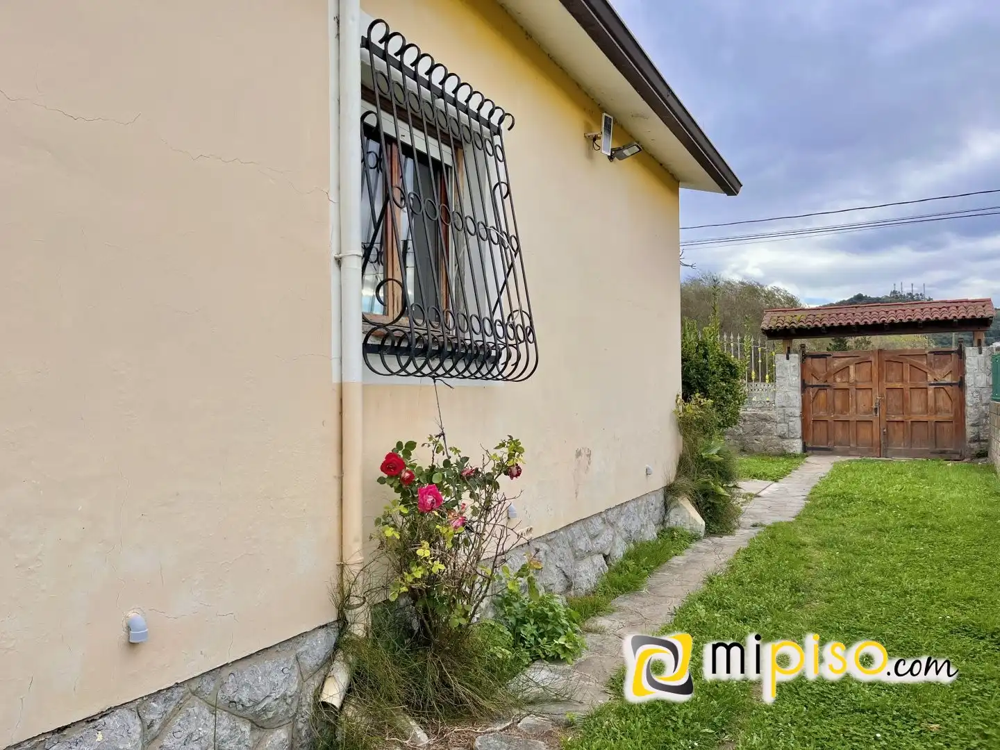 Jardín de Casa o chalet en venta en Laredo