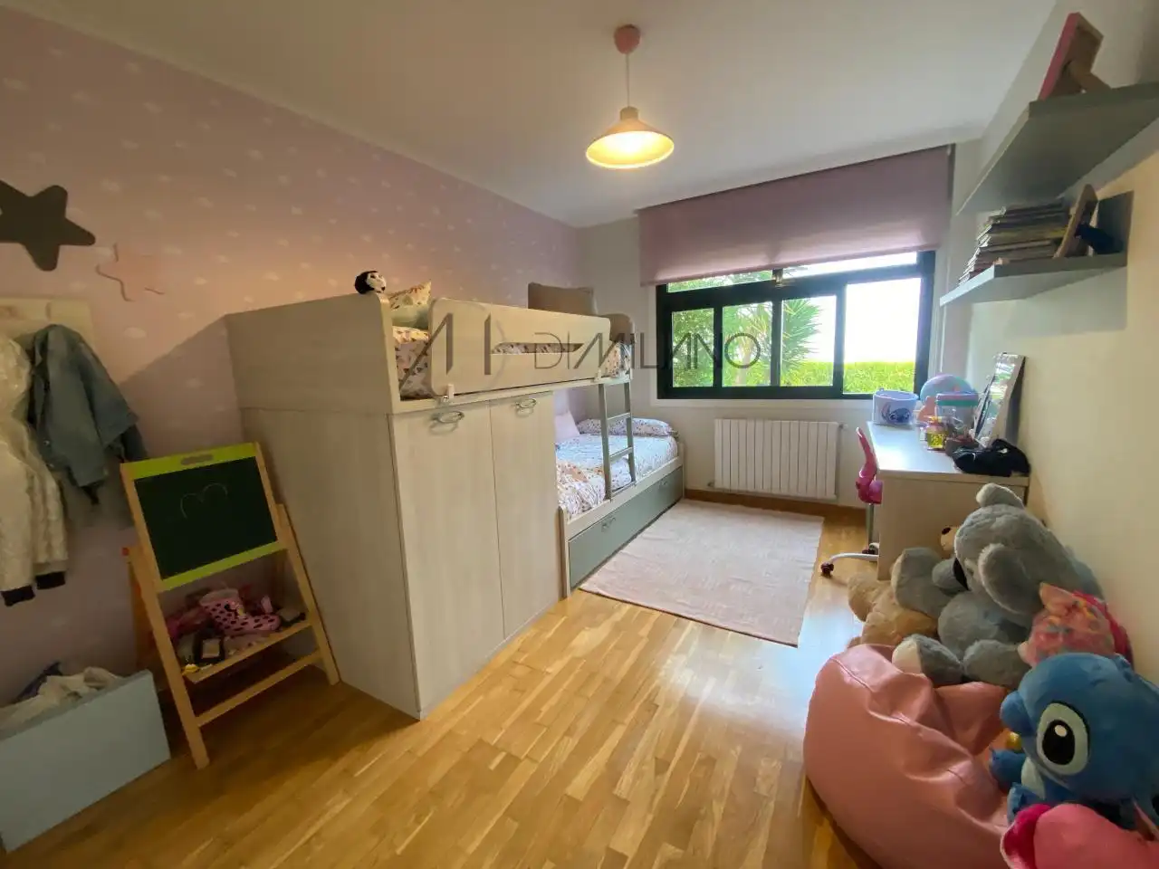 Habitación de Casa o chalet en venta en Poio con Calefacción, Jardín privado y Parquet