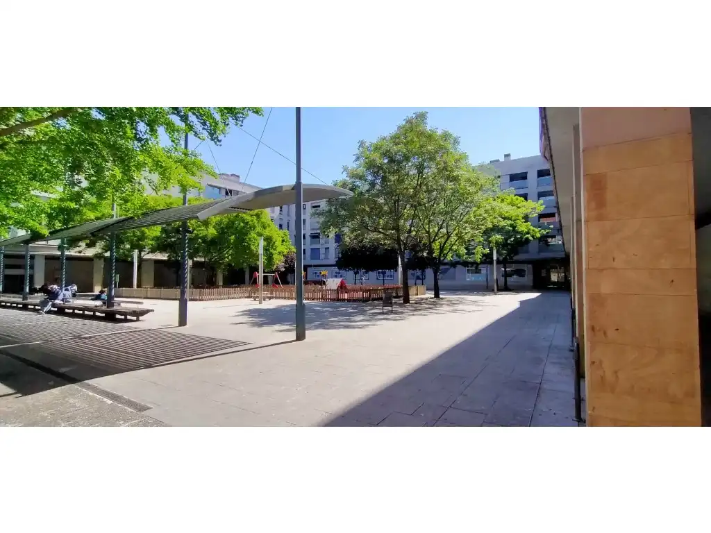 Vista exterior de Pis en venda en Girona