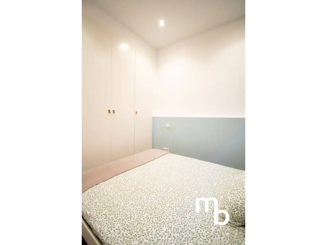Habitación de Apartamento de alquiler en Madrid con Aire acondicionado, Calefacción y Amueblado