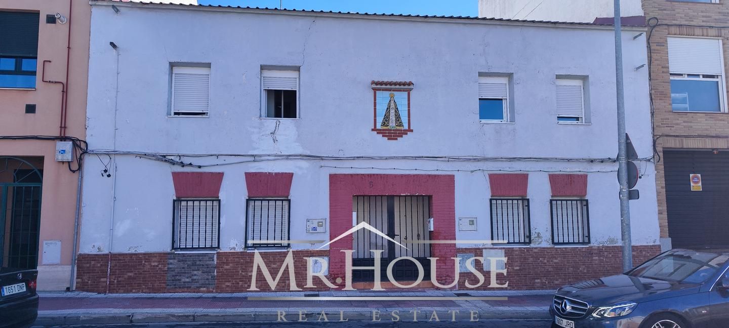Exterior view of House or chalet for sale in Parla