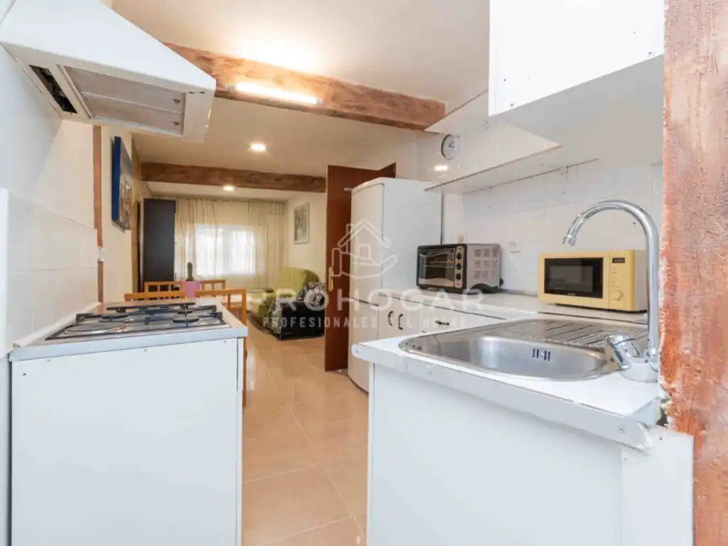 Cocina de Casa adosada en venta en El Vellón con Horno, Lavadora y Microondas