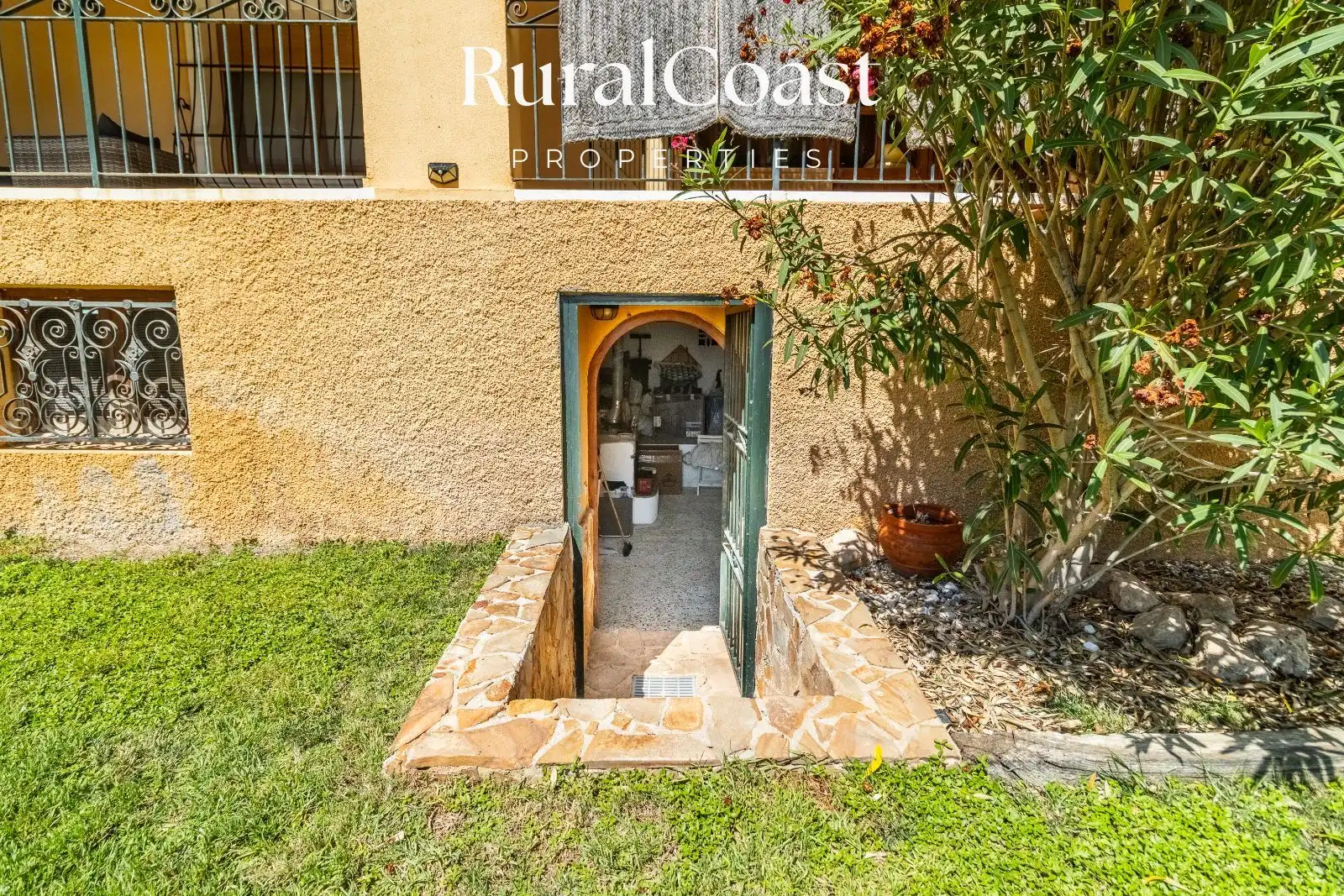 Vista exterior de Casa o chalet en venta en Tibi con Aire acondicionado, Calefacción y Jardín privado