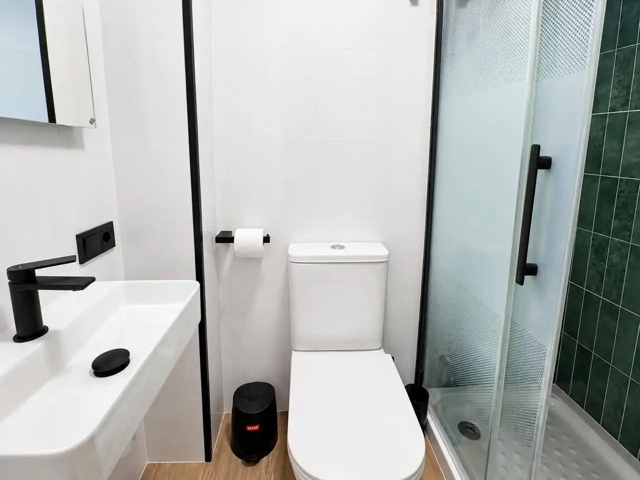 Bathroom of Study for rent in Valladolid  with Air Conditioner and Furnished