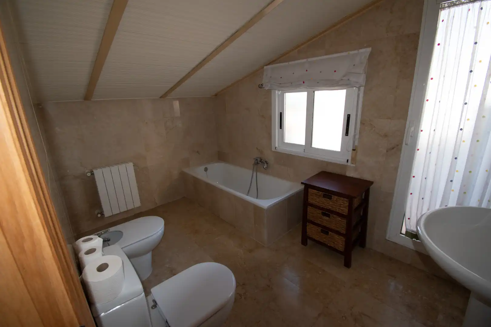 Baño de Casa o chalet de alquiler en Murcia con Aire acondicionado, Calefacción y Jardín privado