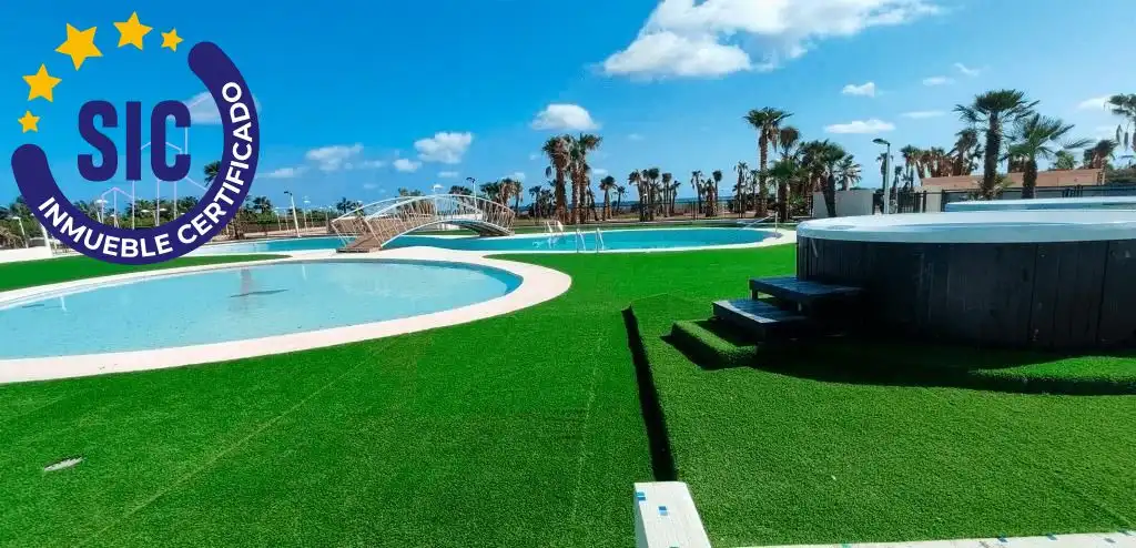 Piscina de Apartamento en venta en Oropesa del Mar / Orpesa con Calefacción, Terraza y Amueblado