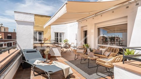 Apartamento de 3 dormitorios con terraza en Trafalgar