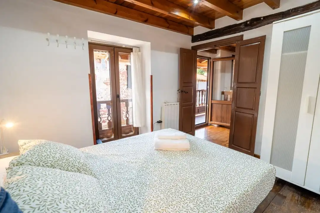 Dormitori de Casa o xalet de lloguer en Villaviciosa amb Calefacció, Jardí privat i Terrassa