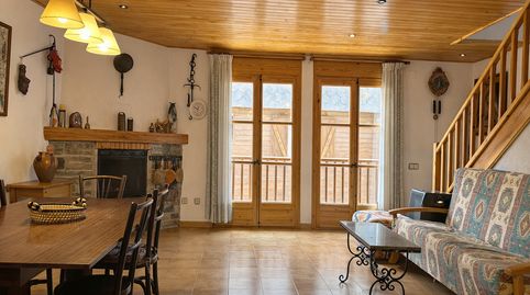 Foto 2 de Casa adosada en venta en Passatge Perdigai, Planoles, Girona