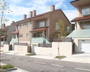 Exterior view of House or chalet for sale in Santiago de Compostela 